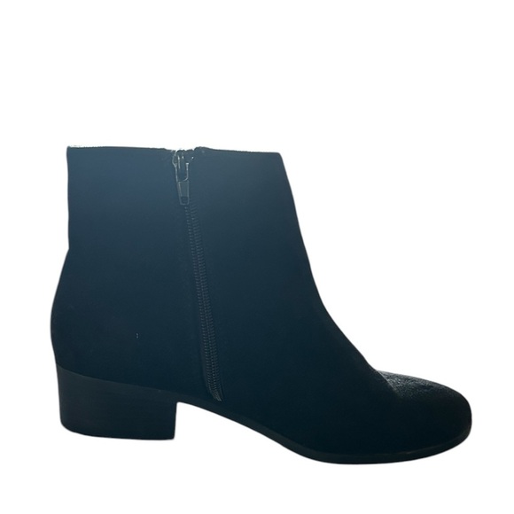 Y Not? Women's Ankle Boots - Picture 6 of 8